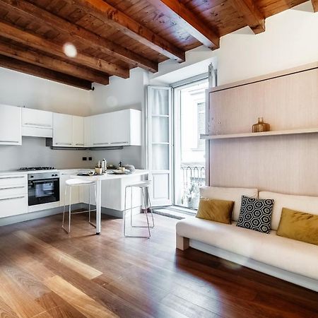 Del Pero Suite - By Myhomeincomo Como Exterior foto