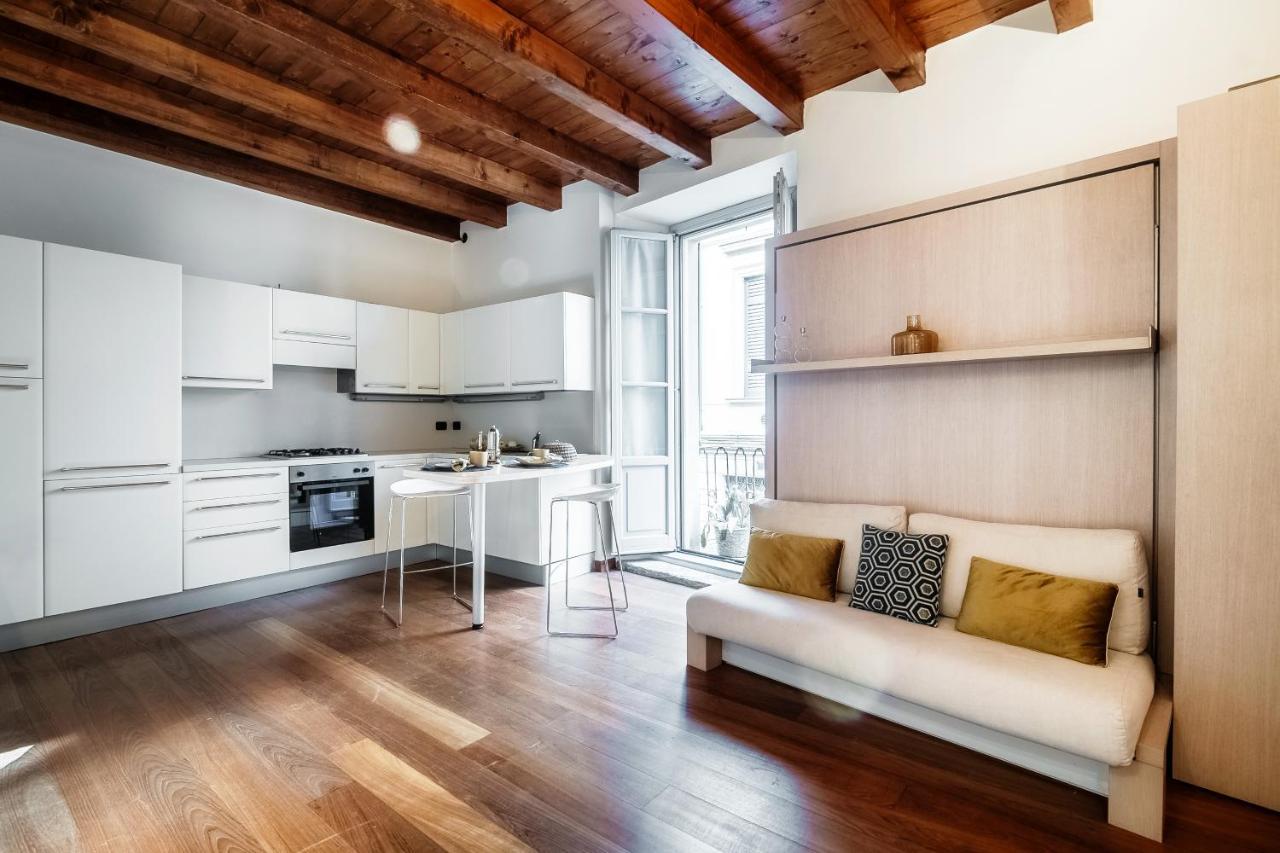 Del Pero Suite - By Myhomeincomo Como Exterior foto